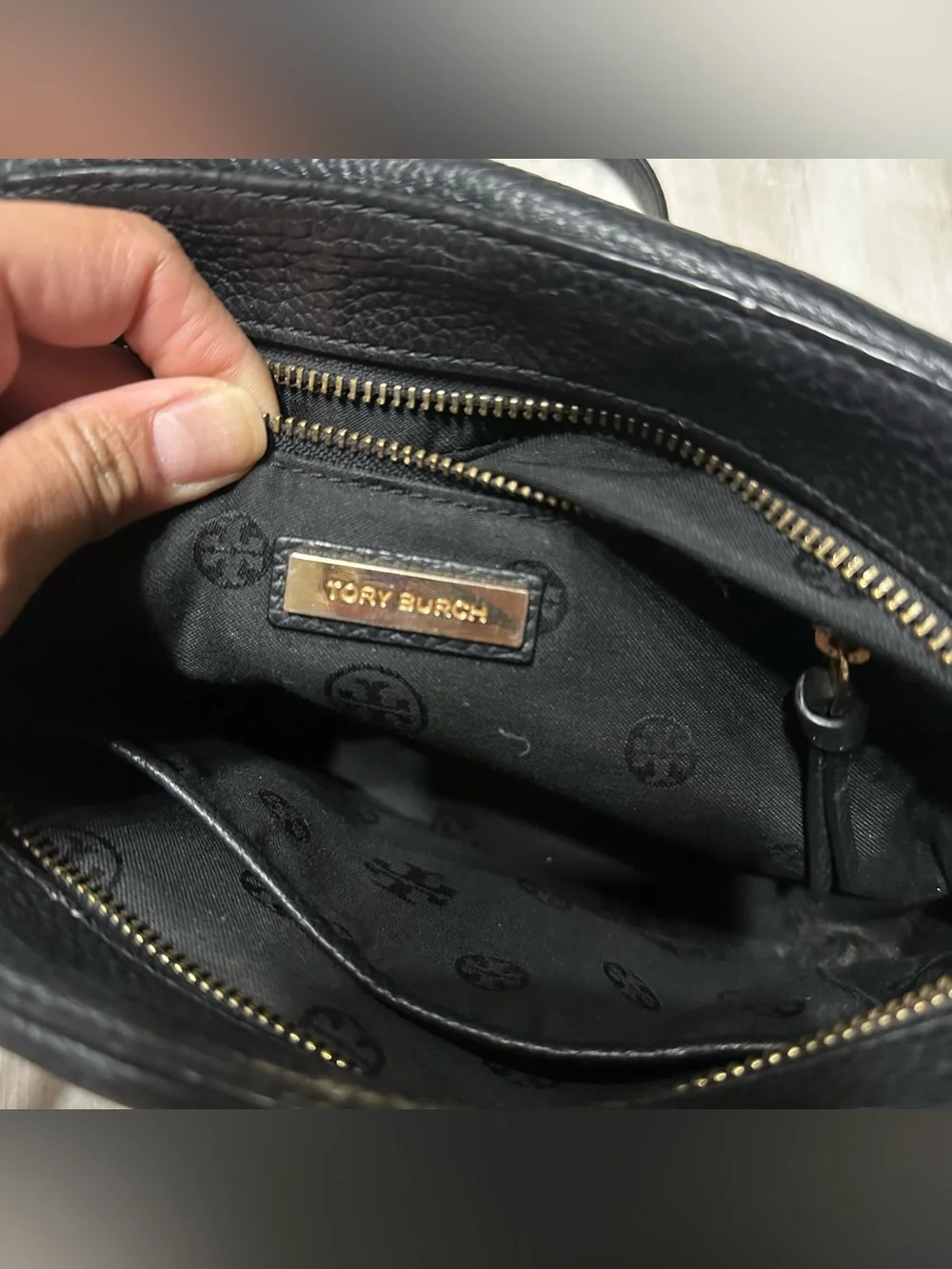 Tory Burch Black Pebbled Leather Crossbody Bag Purse